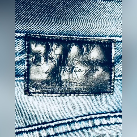 ONE BY ONE TEASPOON FREEBIRDS LADIES Distressed Jeans - Picture 5 of 5